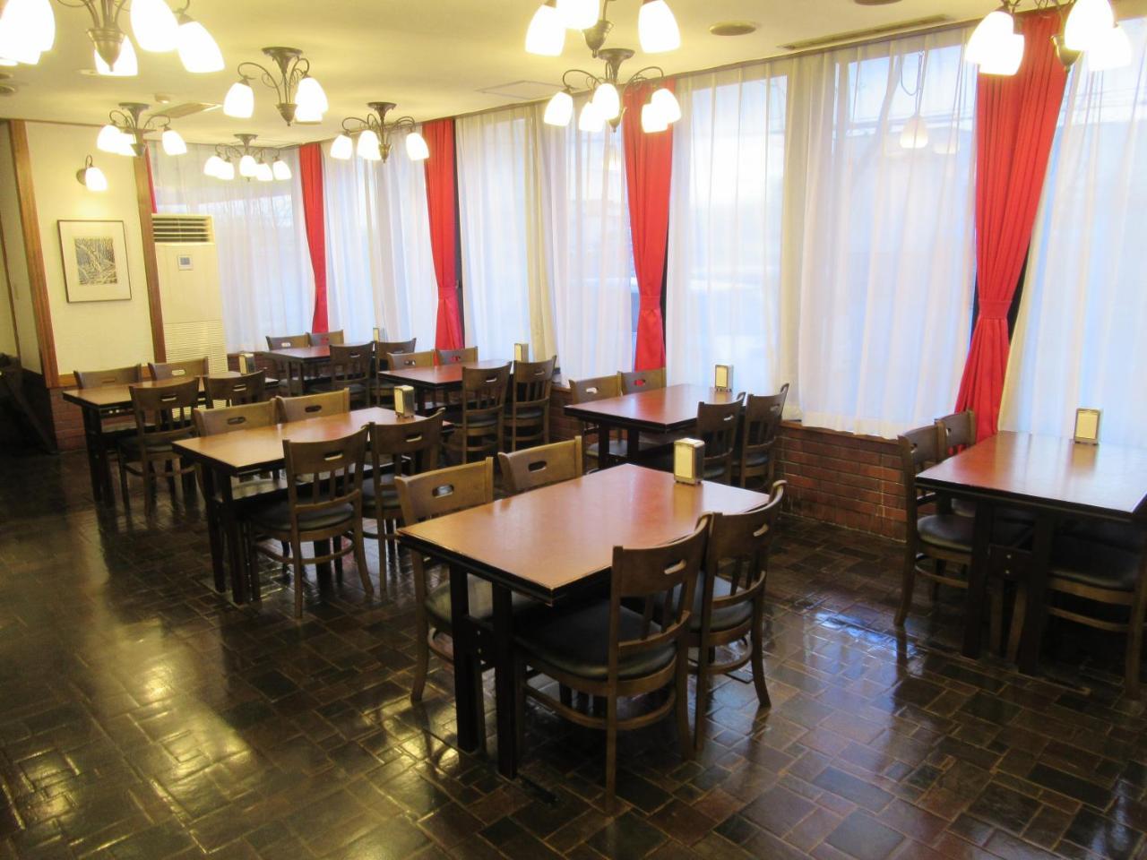 Hotel Tomakomai Green Hills Екстер'єр фото